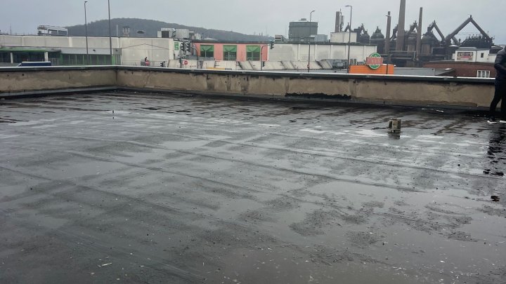 Große Gewerbeimmobilie über 3 Etagen im Herzen von Völklingen zu verkaufen