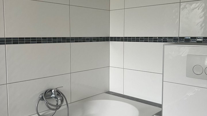 Renovierte Doppelhaushälfte mit Ausbaupotential in Illingen-Uchtelfangen zu verkaufen