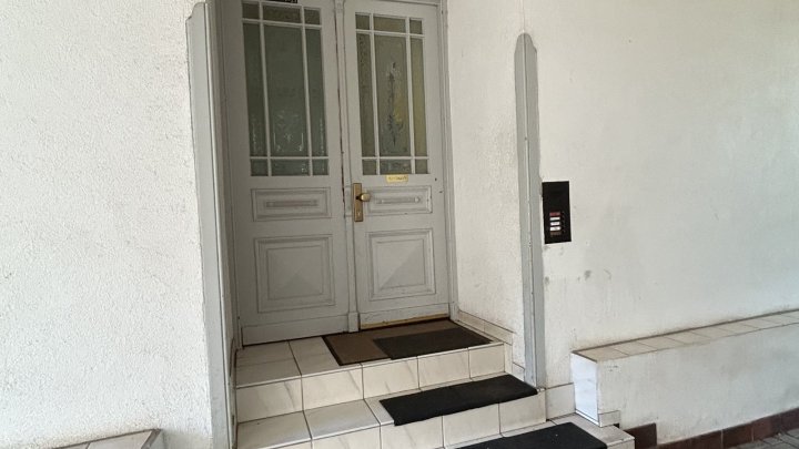 Liebhaberobjekt - einseitig angebautes historisches Vierfamilienhaus in Illingen zu verkaufen