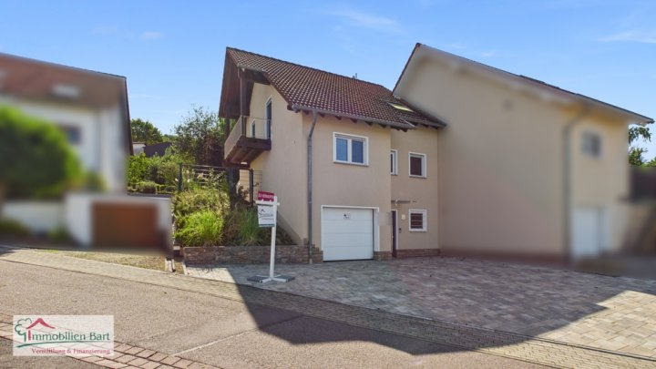 MERZIG-STADT: RENOVIERTES WOHNHAUS IN TOP WOHNLAGE