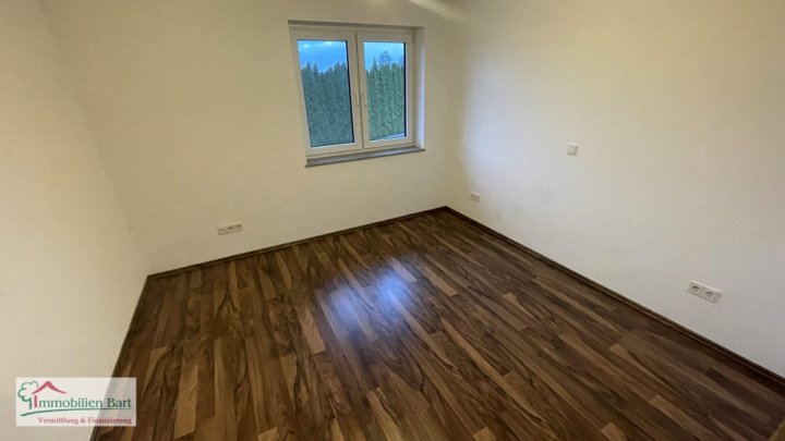 ORSCHOLZ: MODERNE WOHNUNG / 86 M² / 2 SZ / SOFORT FREI!