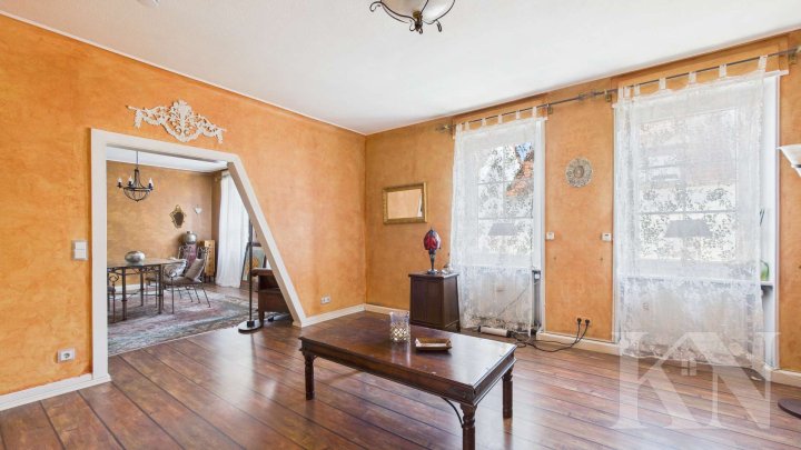 Vielseitiges Ein- bis Zweifamilienhaus in Saarbrücken-Güdingen!