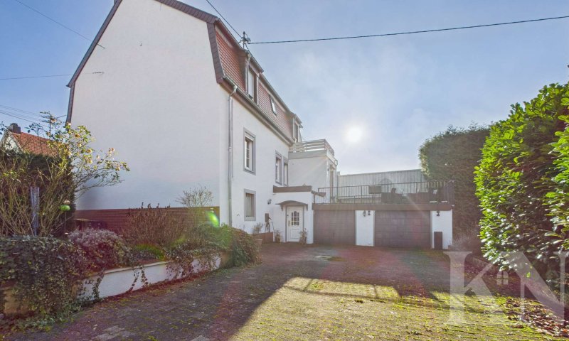 Vielseitiges Ein- bis Zweifamilienhaus in Saarbrücken-Güdingen!