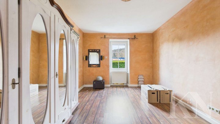 Vielseitiges Ein- bis Zweifamilienhaus in Saarbrücken-Güdingen!