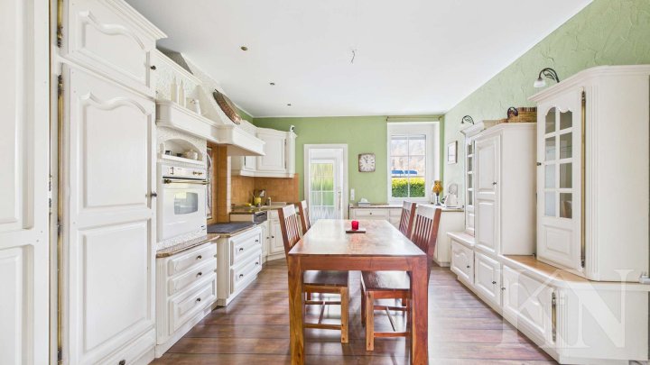 Vielseitiges Ein- bis Zweifamilienhaus in Saarbrücken-Güdingen!