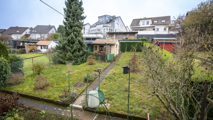 Gepflegtes Zweifamilienhaus in ruhiger Nebenstraße  von Riegelsberg