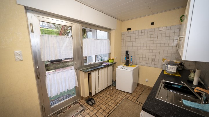 Gepflegtes Zweifamilienhaus in ruhiger Nebenstraße  von Riegelsberg