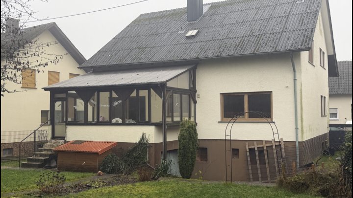 Freistehendes Einfamilienhaus in ruhiger Lage von Losheim-OT.