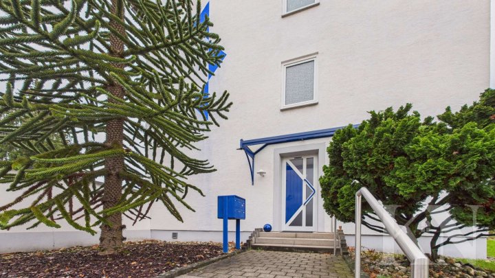 Gepflegte 3-Zimmer-Wohnung mit Balkon & Garage in zentraler Lage – Saarbrücken-Rodenhof