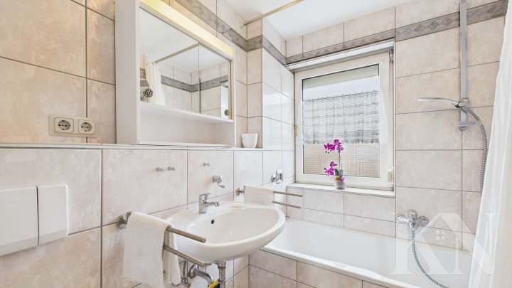 Gepflegte 3-Zimmer-Wohnung mit Balkon & Garage in zentraler Lage – Saarbrücken-Rodenhof