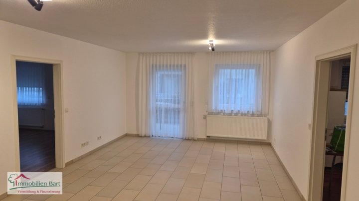 PERL: CHARMANTE ERDGESCHOSSWOHNUNG / 3 SCHLAFZIMMER / RUHIGE LAGE!