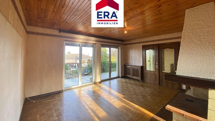 KEINE VERMITTLUNGSGEBÜHREN!! FREISTEHENDER BUNGALOW, SACKGASSE A-LAGE IN OETING/FR, NÄHE SB