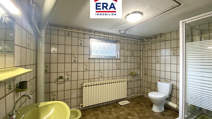 KEINE VERMITTLUNGSGEBÜHREN!! FREISTEHENDER BUNGALOW, SACKGASSE A-LAGE IN OETING/FR, NÄHE SB