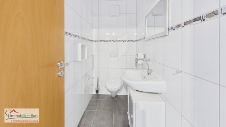 91 M² WOHNUNG DIREKT AN DER LUX. GRENZE IN BESCH
