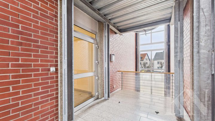 Büroflächen mit großem Konferenzraum – flexibel nutzbar auf drei Etagen in Dillingen!