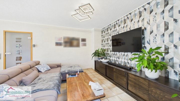 VIS À VIS L-MERTERT / FAMILIENGLÜCK IN TOP LAGE!