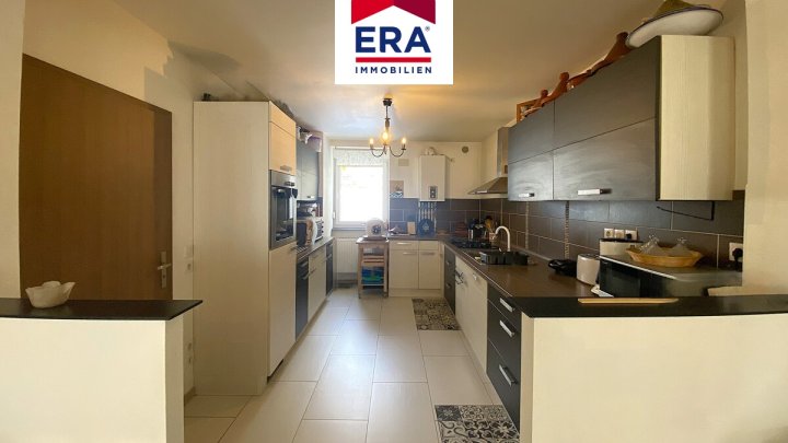 KEINE VERMITTLUNGSGEBÜHREN ! EIGENTUMSWOHNUNG MIT STELLPLATZ IN PETITE-ROSSELLE/NÄHE SAARBRÜCKEN