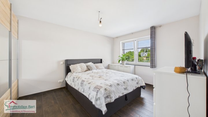 5 MIN. VON REMICH/SCHENGEN: NEUE, HELLE WOHNUNG IN TOP LAGE!