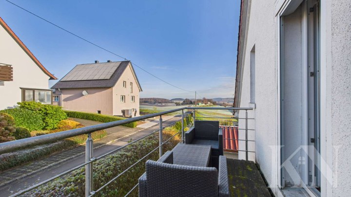 Gemütliches Einfamilienhaus mit Holzofen, Garage, Balkon & Garten – Ihr neues Zuhause in Nohfelden!