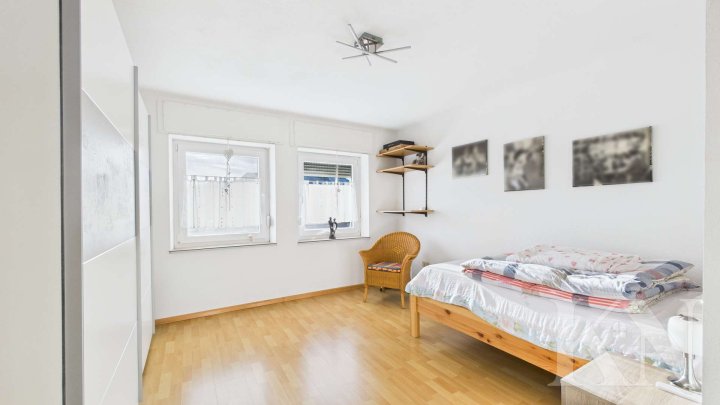 Gemütliches Einfamilienhaus mit Holzofen, Garage, Balkon & Garten – Ihr neues Zuhause in Nohfelden!