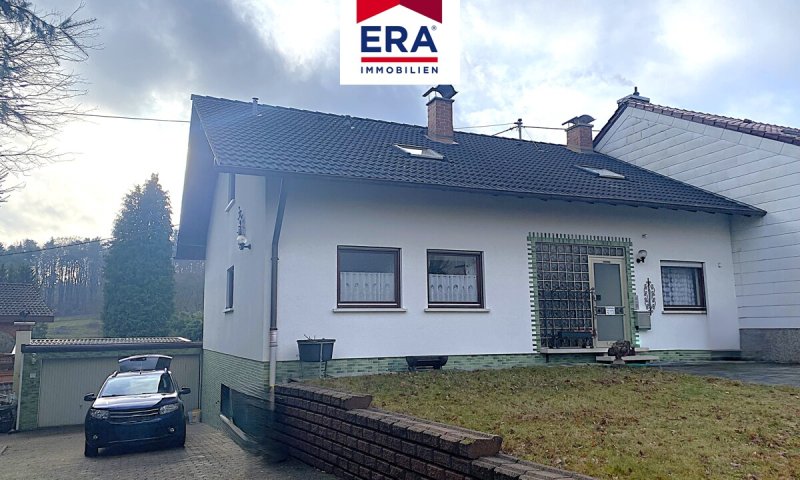 EINFAMILIENHAUS MIT EINLIEGERWOHNUNG, RUHIGE LAGE, GROSSROSSELN/KARLSBRUNN