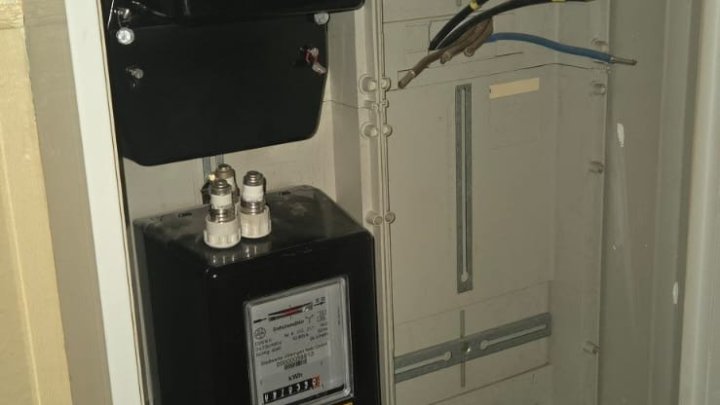 Leerstehendes 3-Familienhaus in Seitenstrasse von Völklingen-OT zu verkaufen