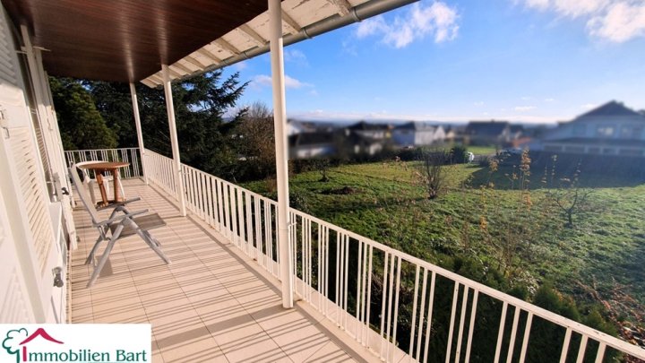 263 m² WOHNFLÄCHE! WOHNHAUS MIT GEWERBEEINHEIT IN WEISKIRCHEN