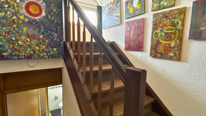 Einfamilienhaus mit Wintergarten, Garage + parkähnlichem Garten