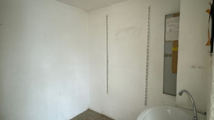 Gasto- / Büro- oder Praxisfläche in zentraler Lage mit Stellplätzen