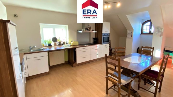 ZWEIFAMILIENHAUS MIT PFERDEHALTUNG-GAUBIVING/FR NÄHE SAARBRÜCKEN