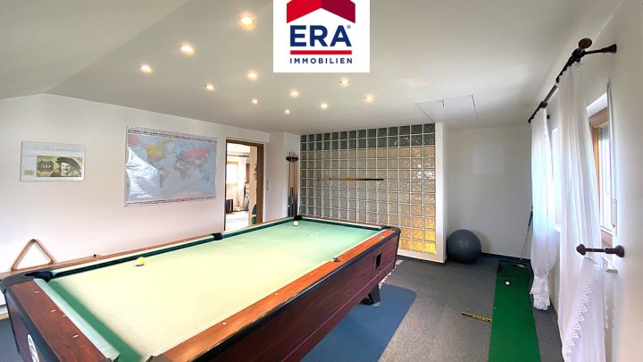 KEINE VERMITTLUNGSGEBÜHREN ! EINFAMILIENHAUS, FREISTEHEND,RUHIGE LAGE IN SCHOENECK/FR, NÄHE SB