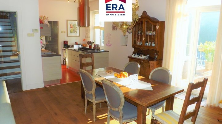 PROVISIONSFREI- VILLA 