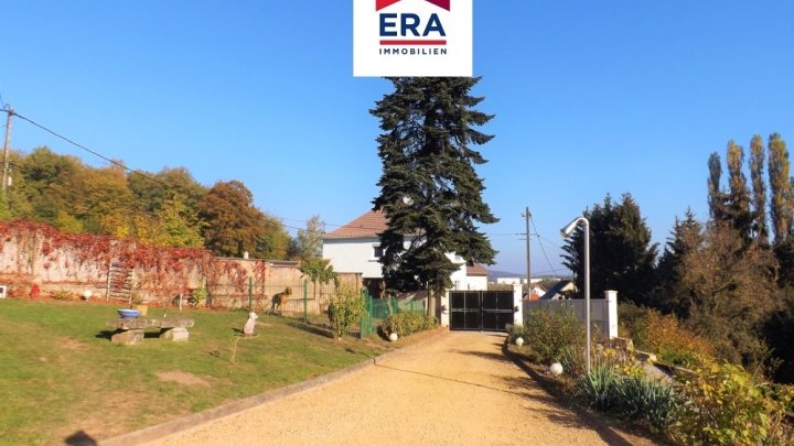 PROVISIONSFREI- VILLA 