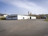 Halle mit Zufahrt