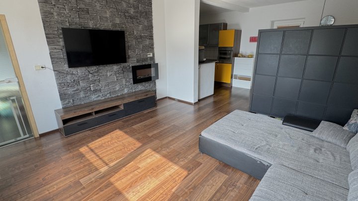 Als Kapitalanlage oder Eigenbedarf kleines Reihenhaus zentral gelegen mit Terrasse ohne Wiesenfläche