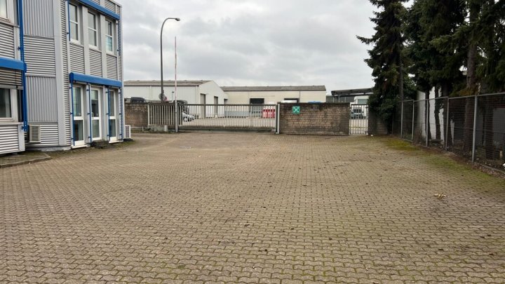 Moderne Halle + Bürofläche, Logistik und Büro im Gewerbegebiet Saarlouis-Röderberg