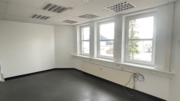 Moderne Bürofläche im Gewerbegebiet Saarlouis-Röderberg