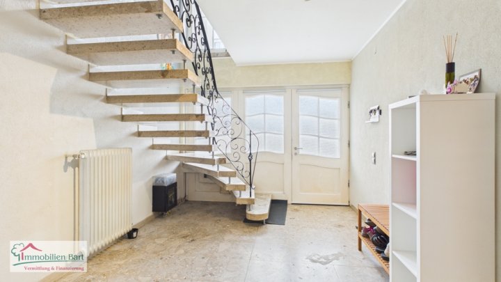 MERZIG: WOHNHAUS MIT 4 SZ AUF 15 AR!