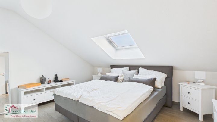 GANZ OBEN IST ES AM SCHÖNSTEN! TOP WOHNUNG IN TOP WOHNLAGE - NUR 3.562€ PRO M²