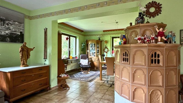 Freistehender Bungalow mit Garten + Garage - ca. 254m² Gesamtfläche