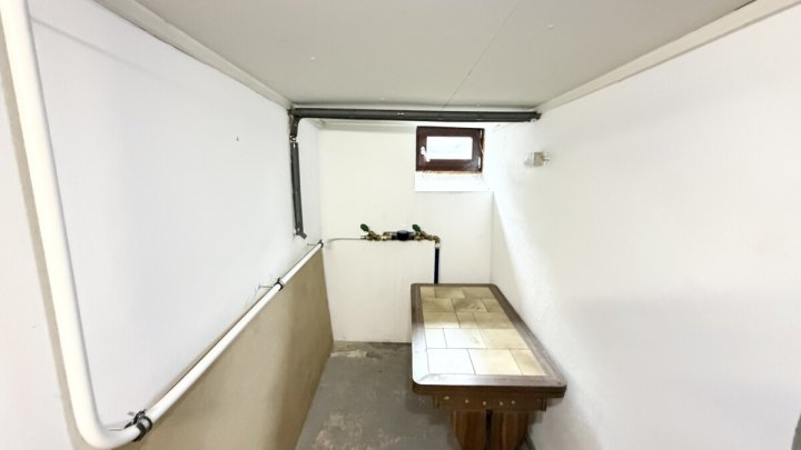 Großes Einfamilienhaus mit Garten in Wallerfangen-St. Barbara