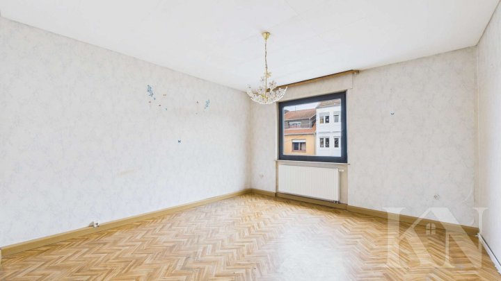 Mehrfamilienhaus mit 6 Wohneinheiten in zentraler Lage