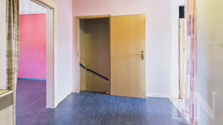 Viel Potenzial für Handwerker: Zwei Häuser in Schiffweiler