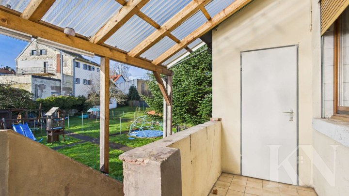 Viel Potenzial für Handwerker: Zwei Häuser in Schiffweiler