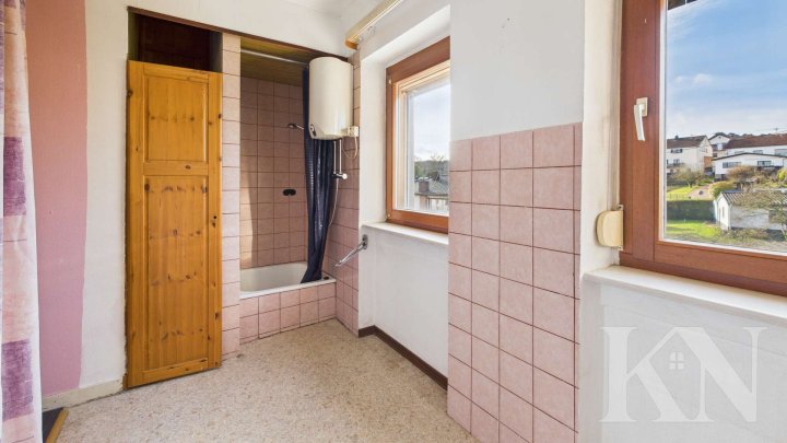 Viel Potenzial für Handwerker: Zwei Häuser in Schiffweiler