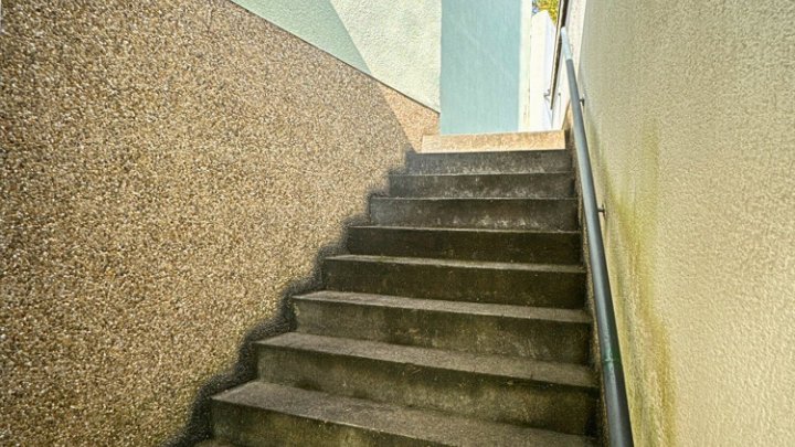 Gepflegtes 2-3 Familienhaus in Ortsmitte von Quierschied