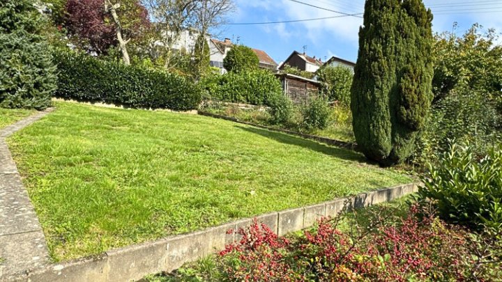 Gepflegtes 2-3 Familienhaus in Ortsmitte von Quierschied