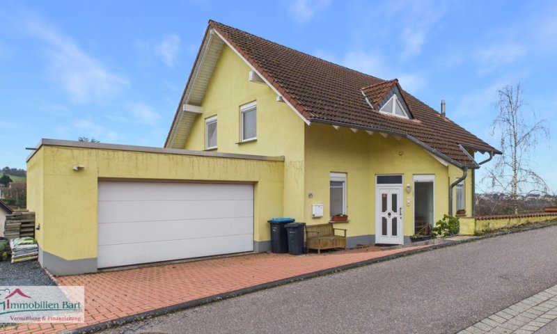 GRENZE LUXEMBURG: WINCHERINGEN /  WOHNHAUS (BAUJAHR 2006) IN TOP WOHNLAGE!