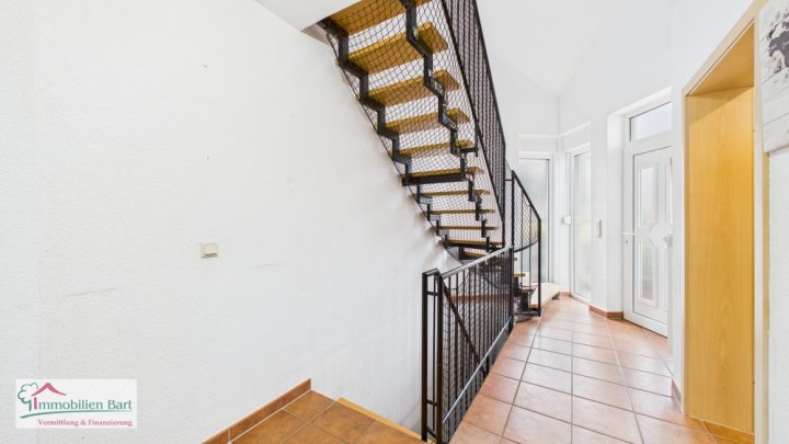 GRENZE LUXEMBURG: WINCHERINGEN /  WOHNHAUS (BAUJAHR 2006) IN TOP WOHNLAGE!