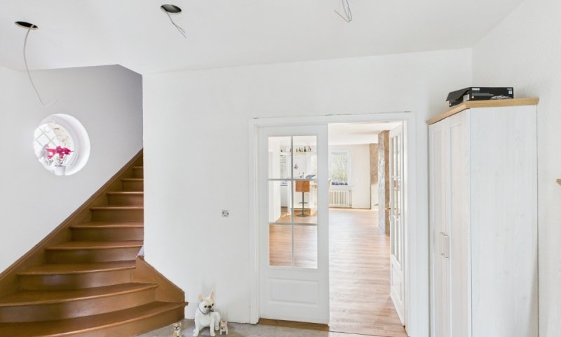 „Seltene Gelegenheit: Einfamilienhaus mit parkähnlichem Traumgarten!“